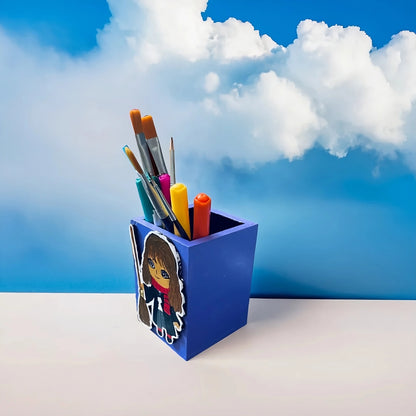 Hermione pen stand