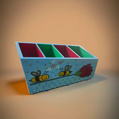 Honey bees desk organizer